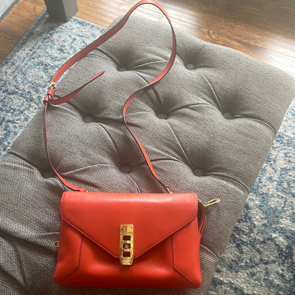 Gorgeous crossbody bag , brand new used only once